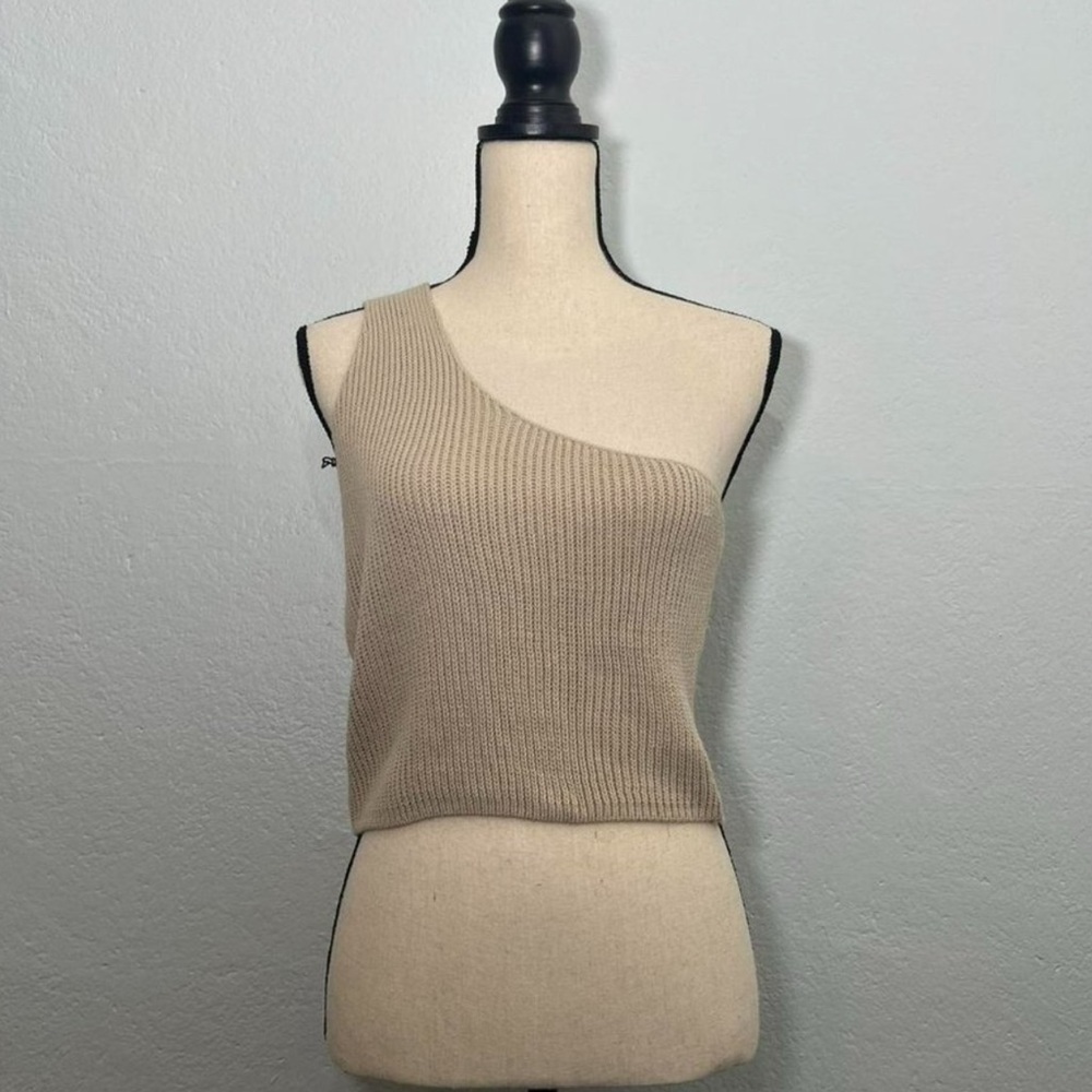 NASTY GAL- NWT Knit one shoulder asymmetrical knit cropped top